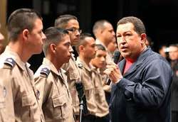 Policía Venezuela Aspirantes a Policía Nacional de Venezuela charlan con el Comandante Chávez.