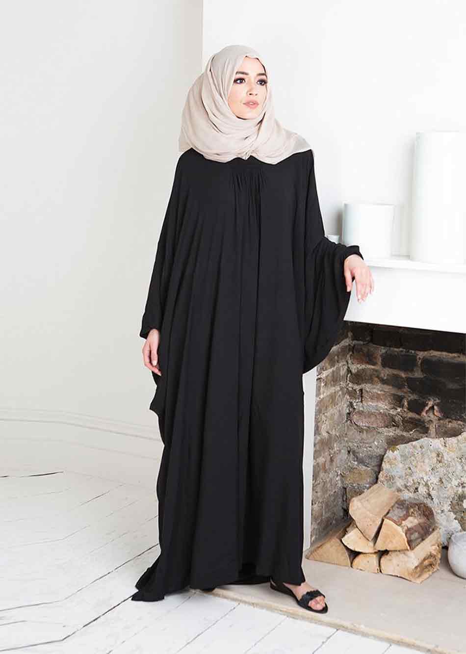 Abaya solitude. Abaya esencial para los tiempos de oración