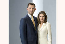 Sus Majestades los Reyes - Indumentaria civil Sus Majestades los Reyes - Indumentaria civil
