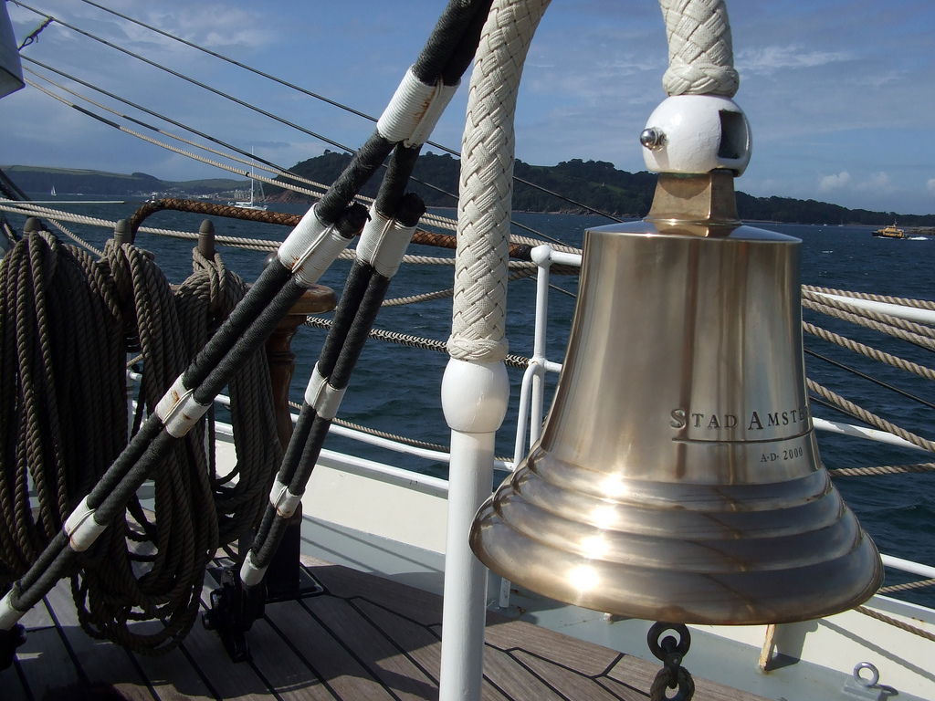 Campana de barco. Campana de barco - Stad Amsterdam