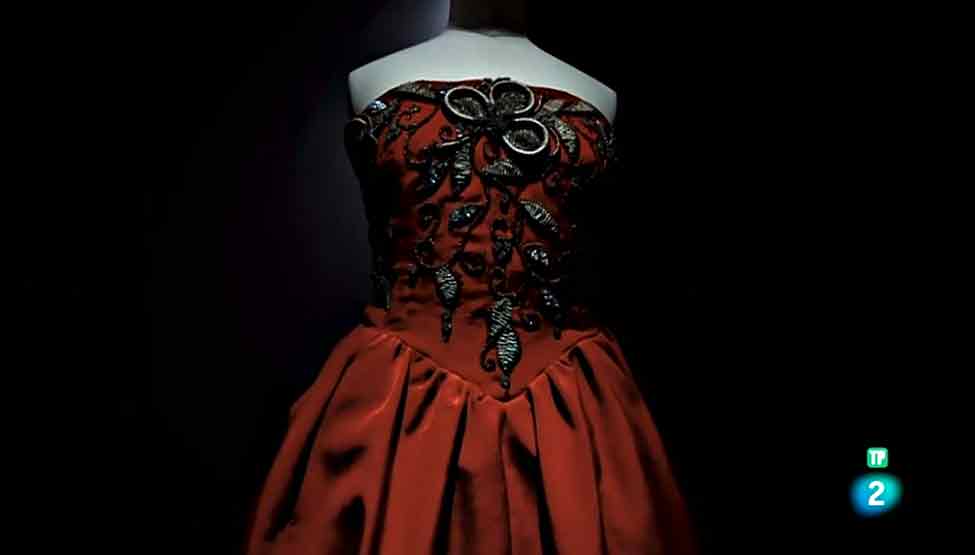 vestido fiesta Pertegaz Vestido rojo de alta costura de Manuel Pertegaz