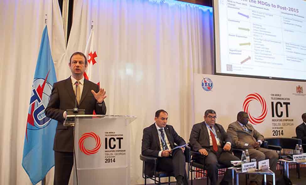 Cómo superar el miedo a hablar en público. WTIS 2014 - Ministerial roundtable: the post 2015 development agenda...