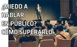 Icono Miedo hablar en público Conferencia con gran audiencia