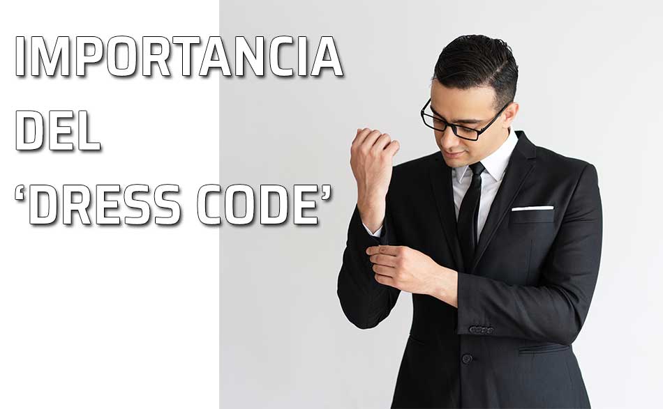 Importancia dress code Hombre vistiendo un traje