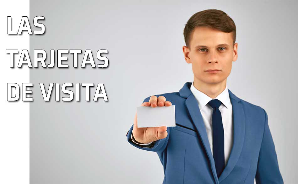 Tarjetas de visita. Hombre de negocios con una tarjeta de visita