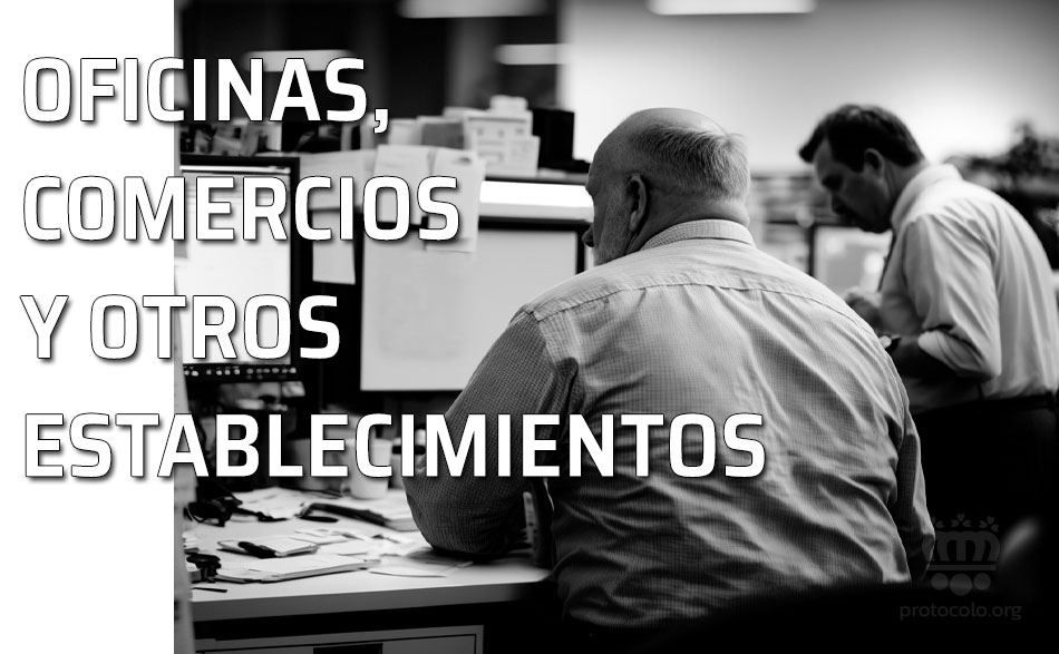 Reglas comportamiento en establecimientos públicos Manual de Carreño. Las personas bien educadas se abstienen severamente de levantar la voz y de entrar en discusiones acaloradas en los establecimientos públicos