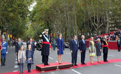 Desfile Día de la Hispanidad
