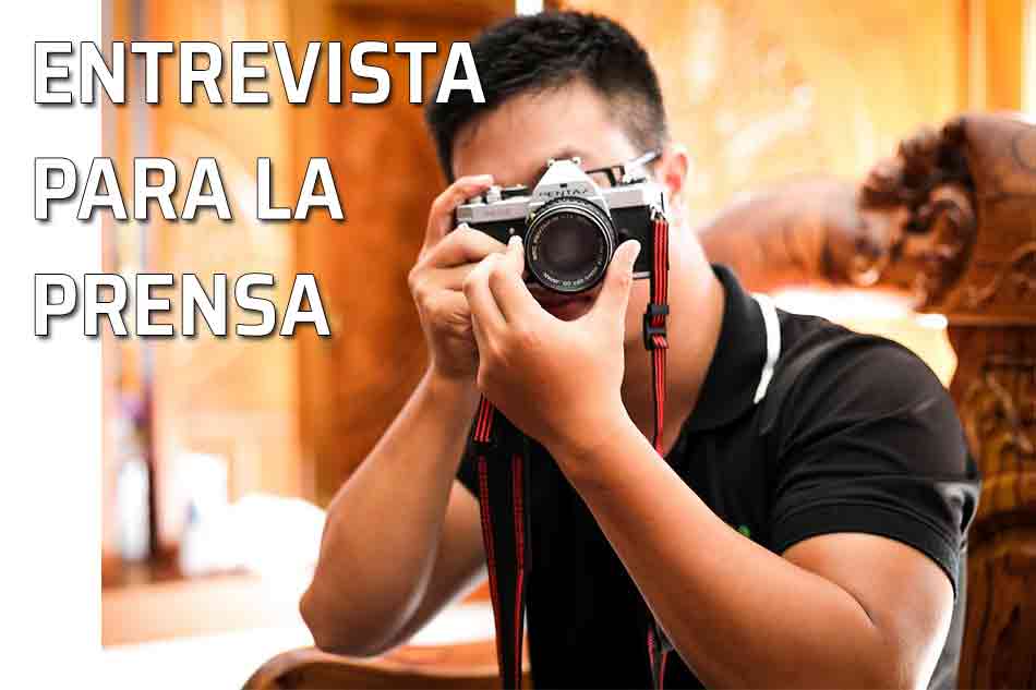 Entrevista para la prensa. Hacer una entrevista en radio o en la prensa. Fotógrafo de prensa