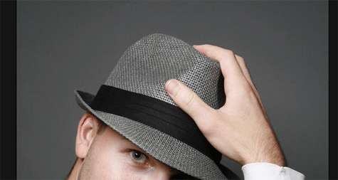 Sombrero. Saludo con el sombrero.