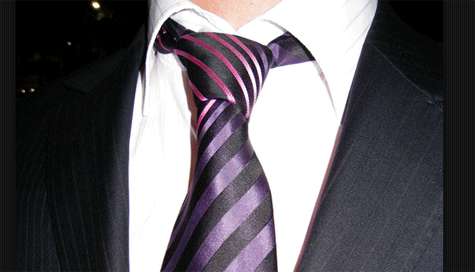 Nudo de corbata.