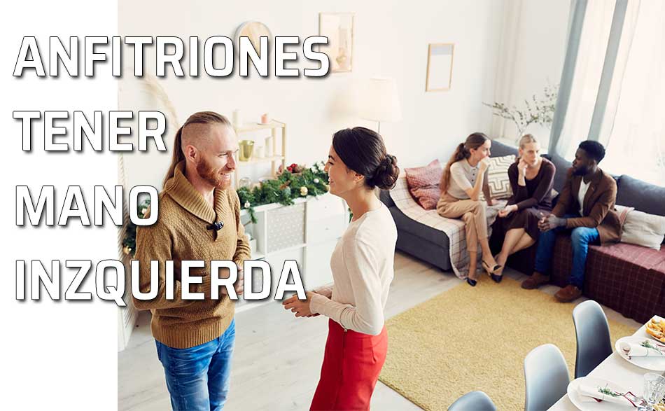 Tener mano izquierda. Varios amigos charlan con sus anfitriones