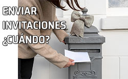 Icono enviar invitaciones Una persona envía una invitación por correo
