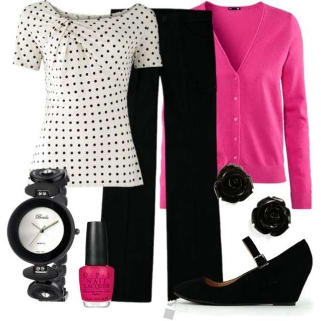 Vestuario negro y rosa.