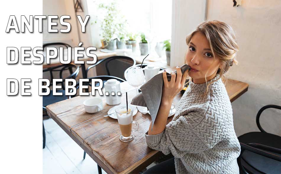 Antes y después de beber. Una mujer se limpia los labios después de beber