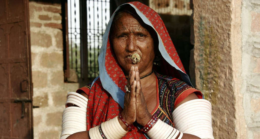 Namaste. Saludo típico de la India - Namaste